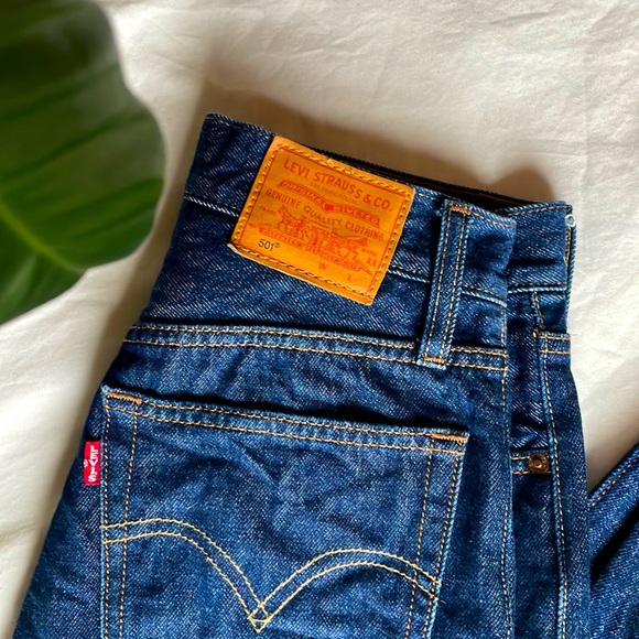 Levi’s 501 Original Straight Leg Jeans - Picture 1 of 8